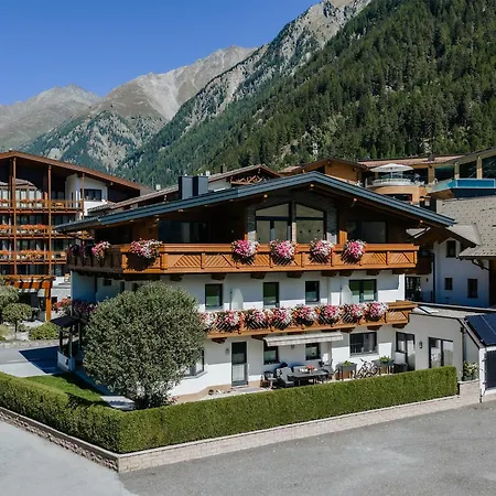 Garni Vierjahreszeiten Pensión Sölden