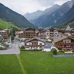 Garni Vierjahreszeiten