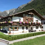 Garni Vierjahreszeiten Penzion Sölden