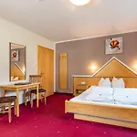 Penzion Garni Vierjahreszeiten 3*