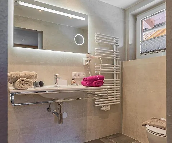 Garni Vierjahreszeiten 3* Зельден