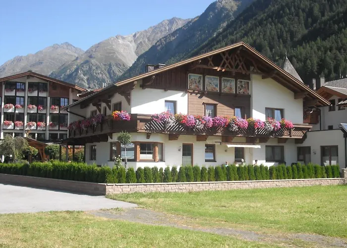 Гостьовий будинок Garni Vierjahreszeiten 3*