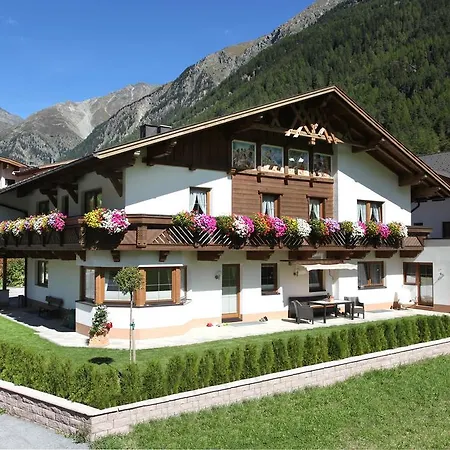 Garni Vierjahreszeiten Penzion Sölden