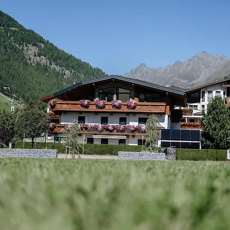 Garni Vierjahreszeiten Penzion Sölden