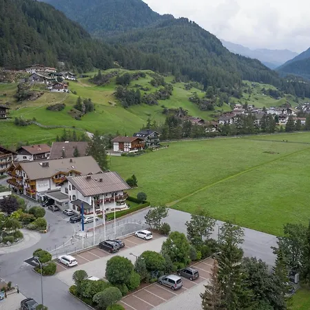 Garni Vierjahreszeiten Гостевой дом