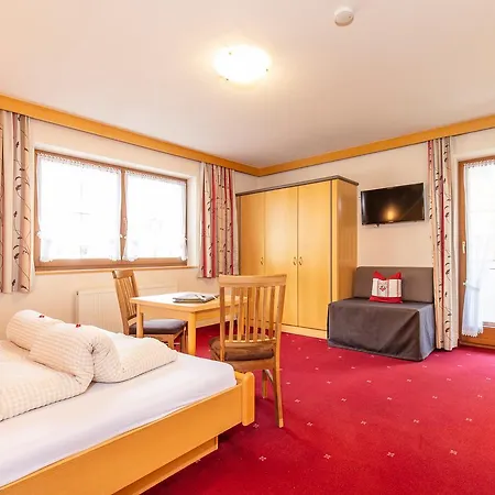 Garni Vierjahreszeiten